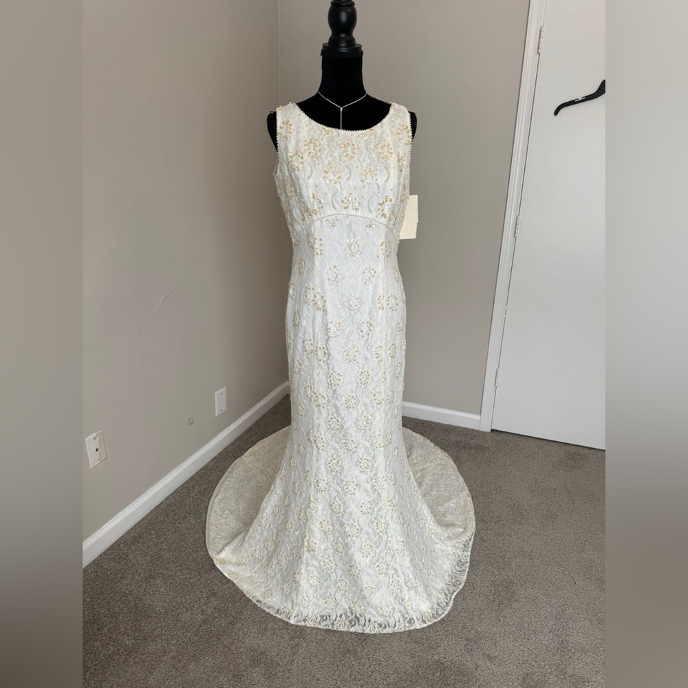 Ivory Beaded Wedding Dress Size 16